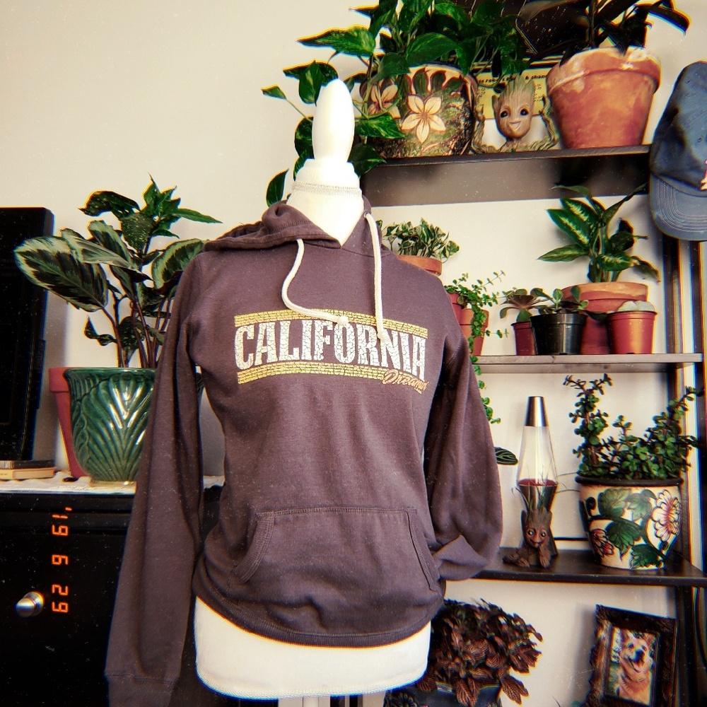 Cali sweater 🌺